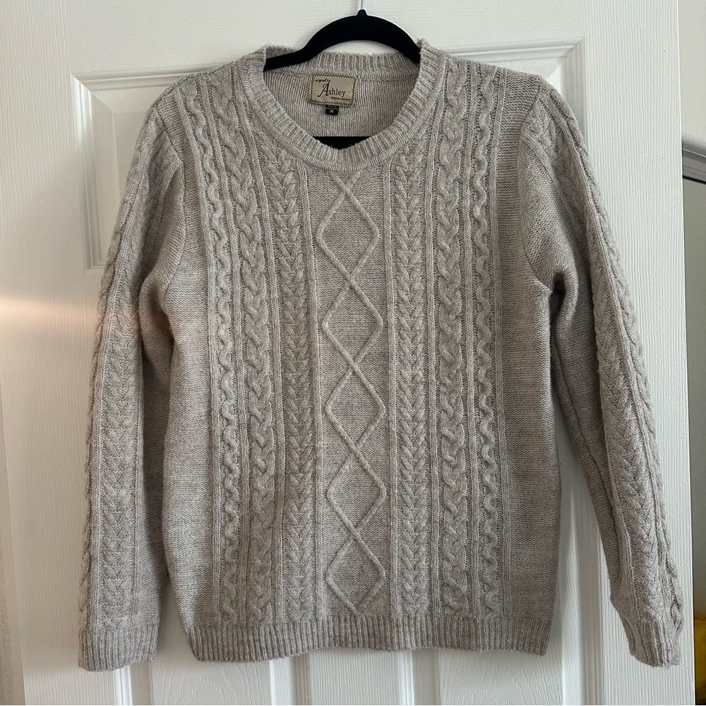 Women sweater - Picture 1 of 4